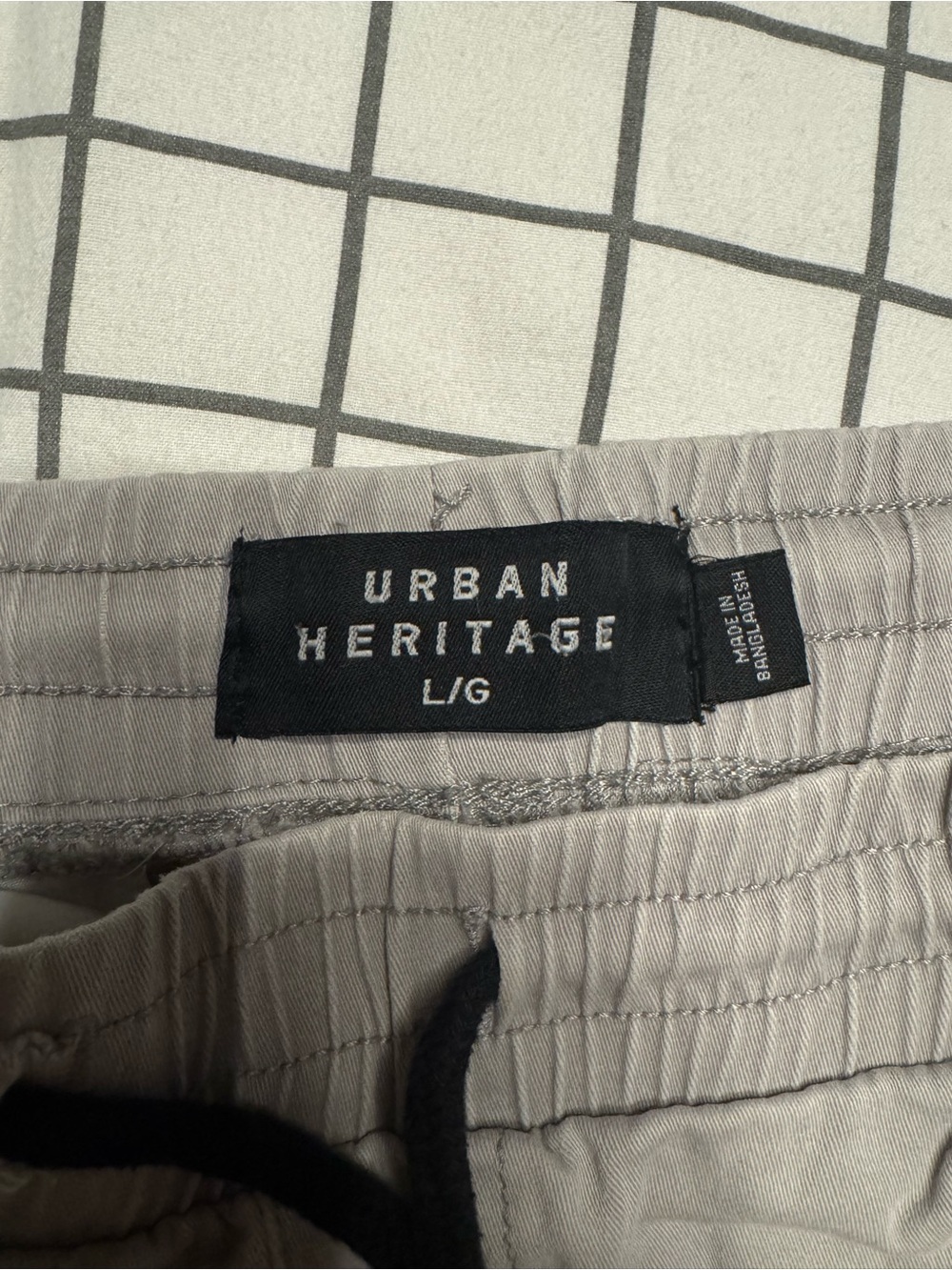 Urban Heritage Light Gray Cargo Joggers - Picture 3 of 4